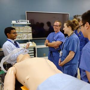 Dr. Ankeet Udani in the Simulation lab with residents.